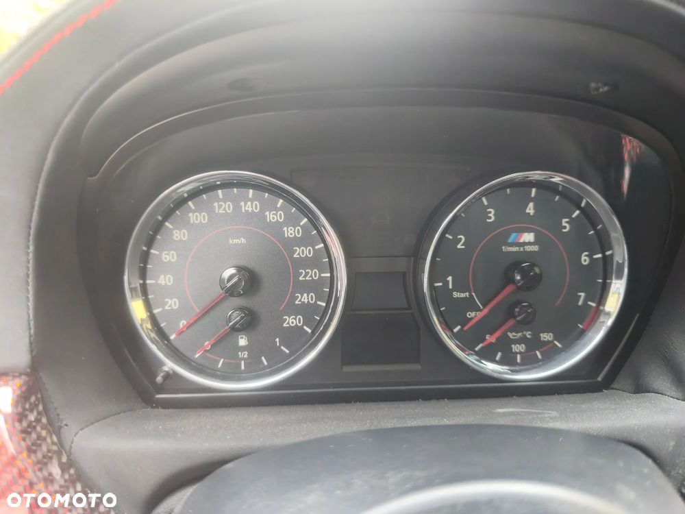BMW Seria 3 325xi Touring - 33