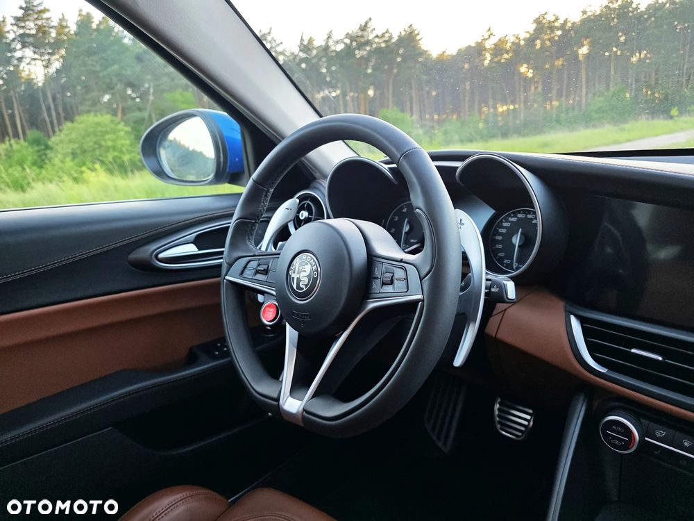 Alfa Romeo Giulia 2.0 Turbo Veloce Q4 - 17