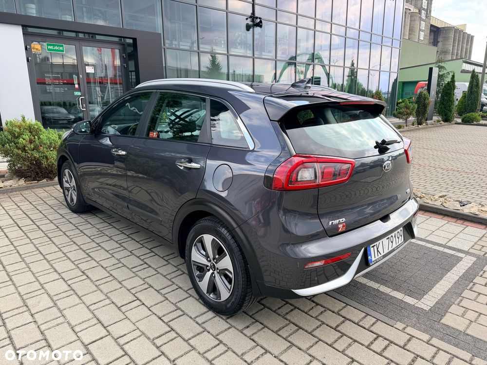 Kia Niro 1.6 GDI Hybrid L - 8