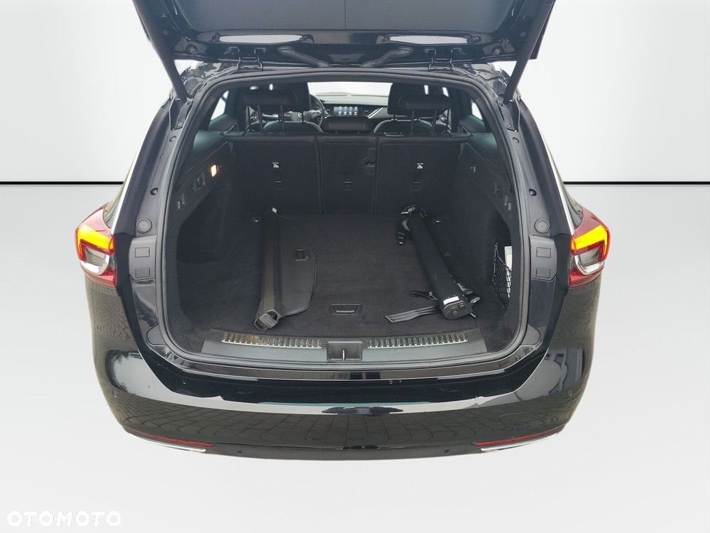 Opel Insignia - 16