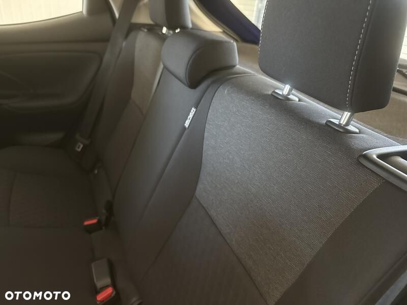 Toyota Yaris - 19