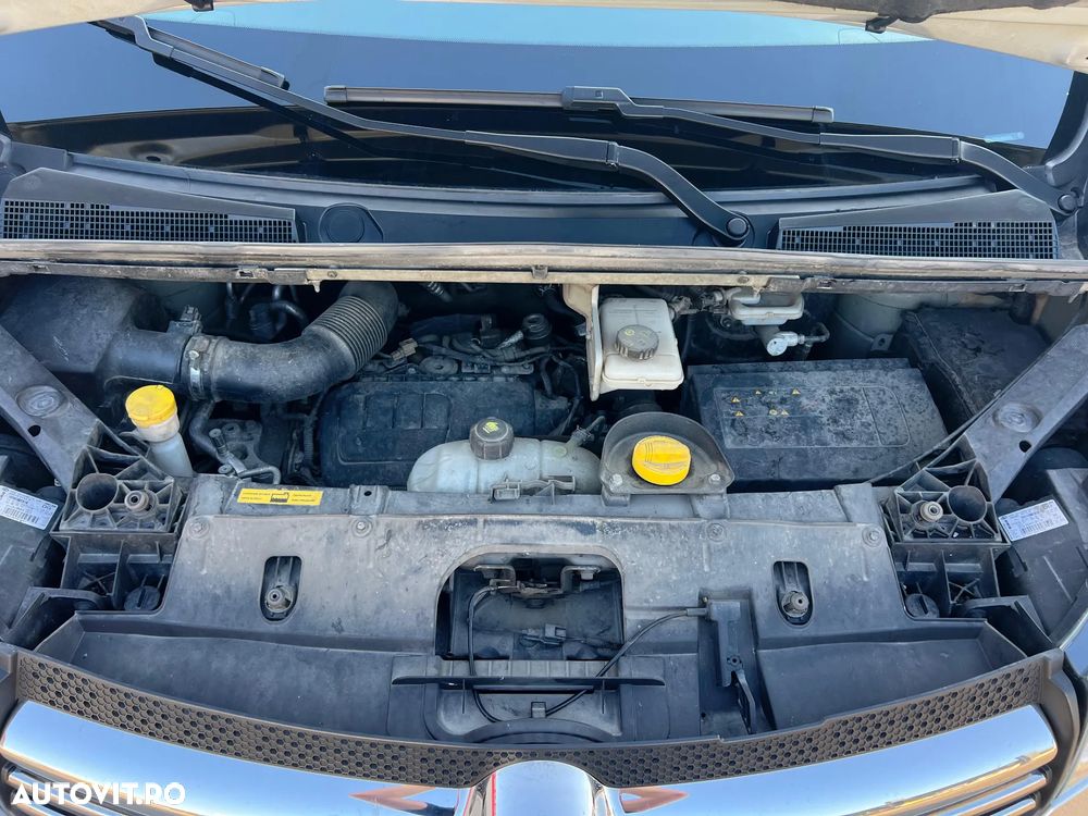 Opel Vivaro - 20