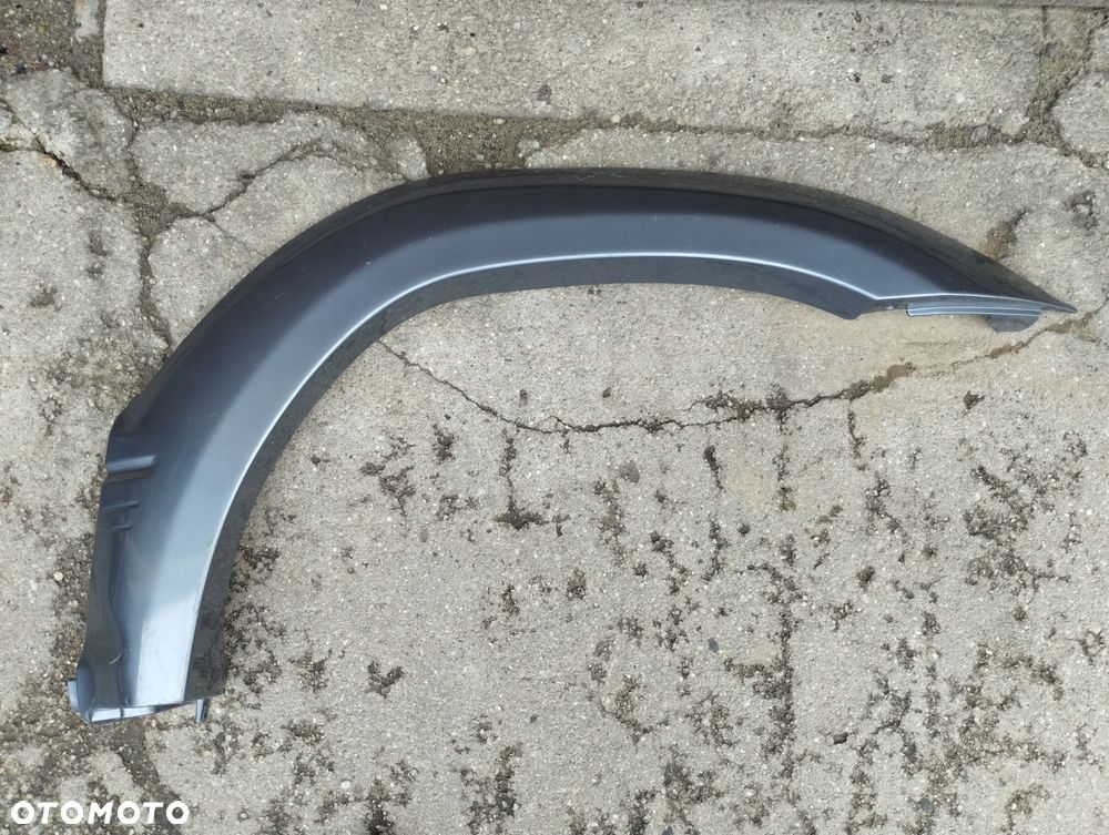 Listwa na błotnik prawy przód Toyota Land Crusier J90 90 - 1