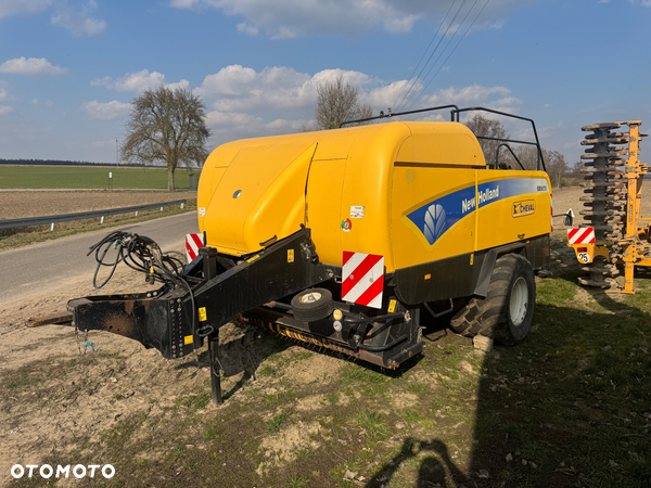 New Holland BB9070