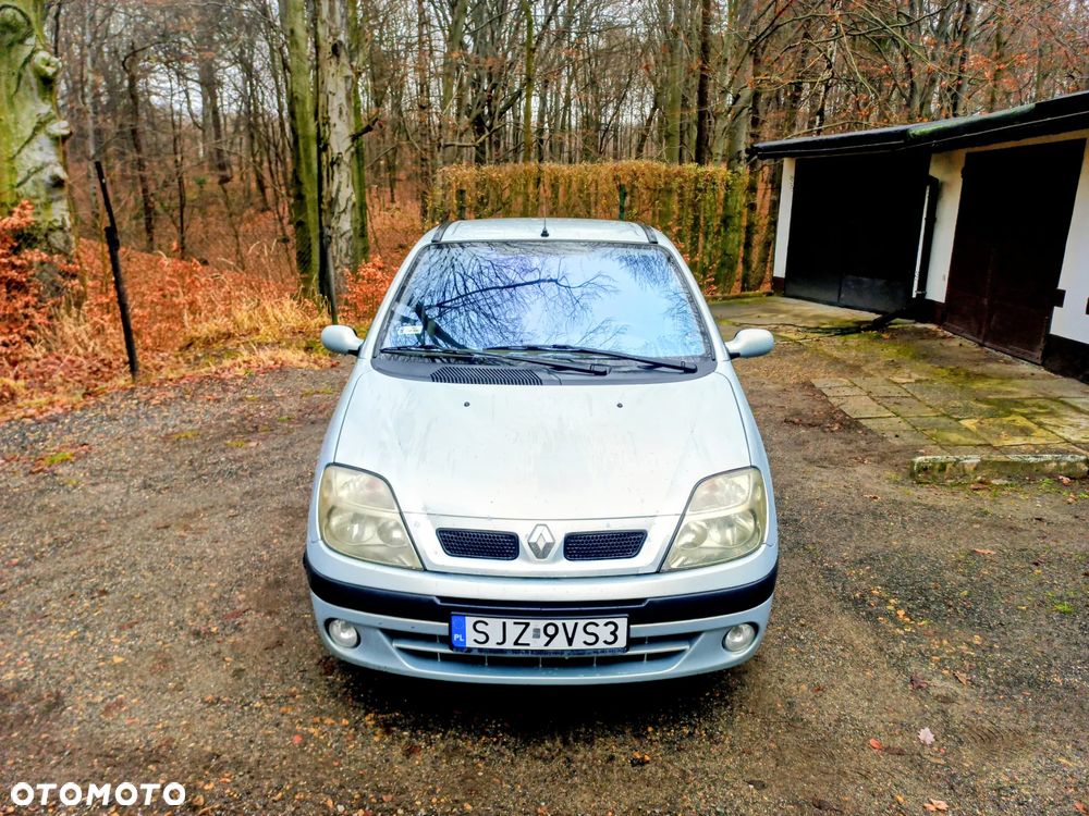 Renault Scenic 1.9 dCi Authentique - 4