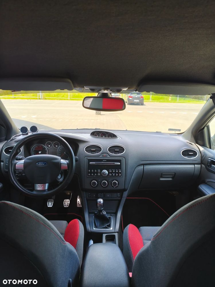 Ford Focus - 15
