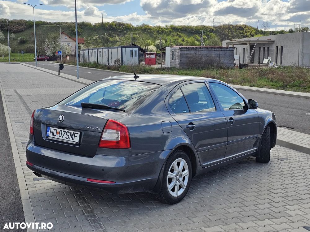 Skoda Octavia 1.4 TSI Ambiente - 4