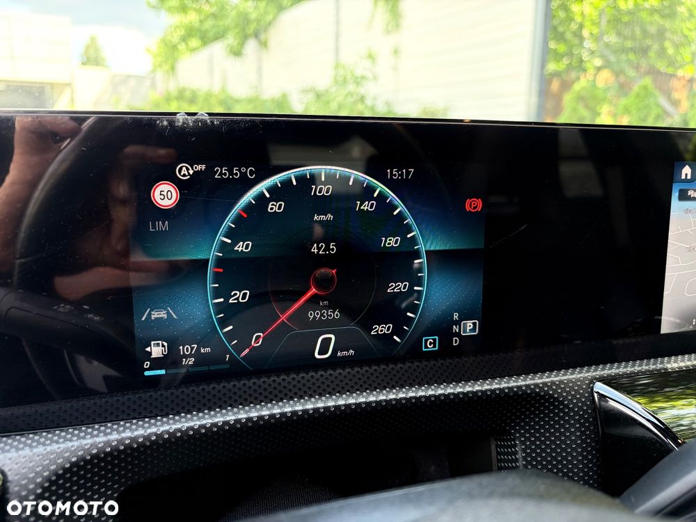 Mercedes-Benz CLA 180 AMG Line 7G-DCT - 19