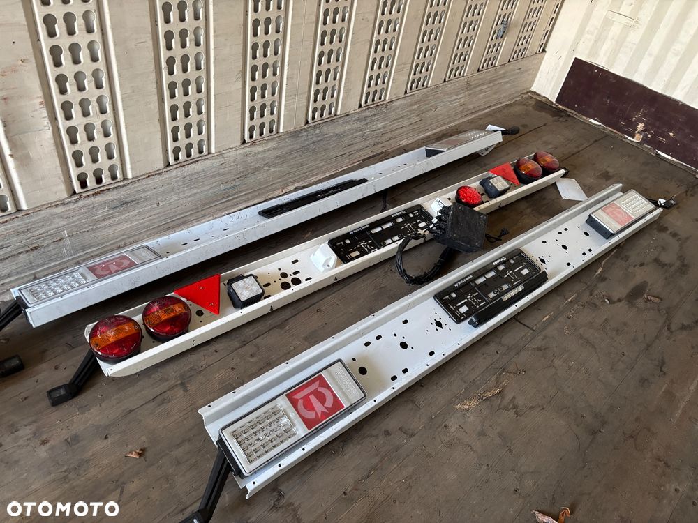 zderzak belka Krone nośnik lamp blenda lamp schmitz - 3