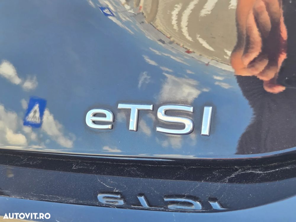Volkswagen Golf 1.5 eTSI ACT DSG MHEV Life - 26