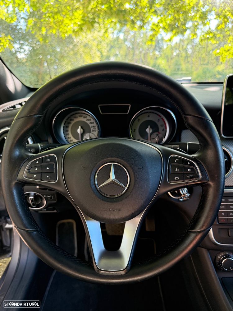 Mercedes-Benz GLA 180 (CDI) d 7G-DCT Urban - 16