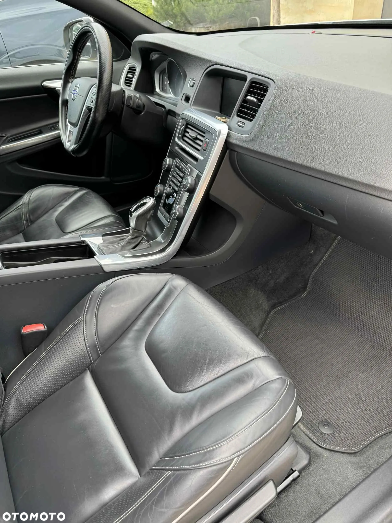 Volvo S60 D4 Drive-E Summum - 32