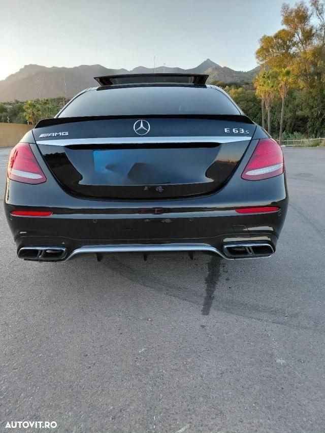 Mercedes-Benz E 63 AMG S 4MATIC Aut. - 6