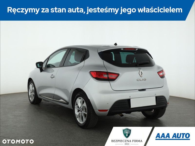Renault Clio - 6