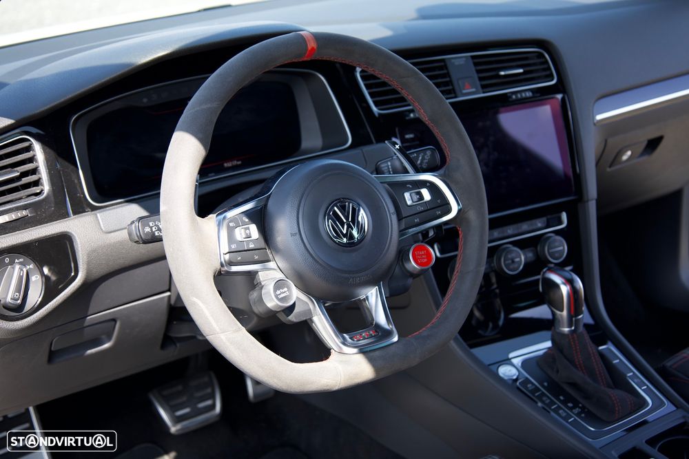 VW Golf GTI Performance BlueMotion DSG - 10