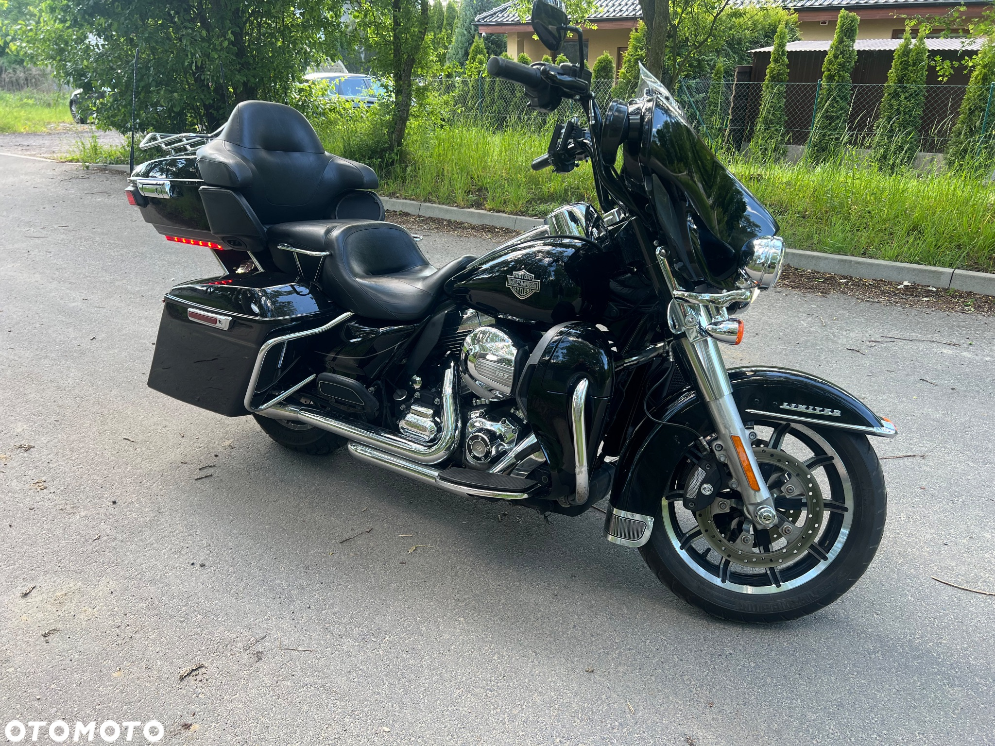 Harley-Davidson FLH Electra Glide - 15