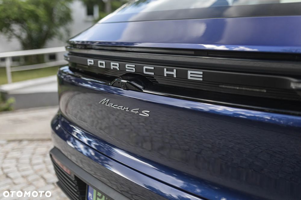 Porsche Macan - 12