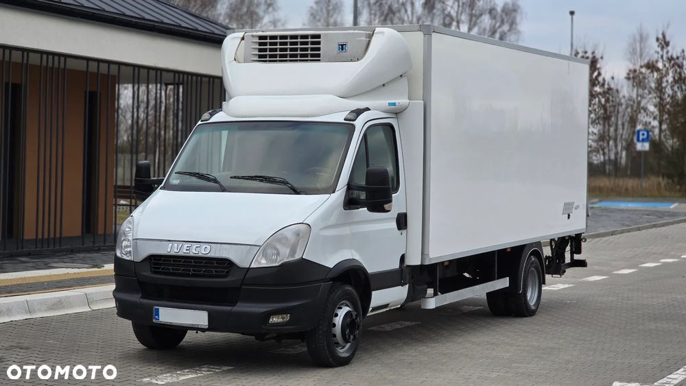 Iveco IVECO DAILY 70C17 3.0 170KM DMC 7T ❗❗ THERMO KING V-500 MAXX / MROŹNIA / GRZANIE / +25  -25 / ZASILANIE ZEWNĘTRZNE 230V / ZABUDOWA IGLOOCAR 10 EP / GRUBA ŚCIANA / WINDA DHOLLANDIA 1000KG / ŁADOWNOŚĆ 3200KG❗❗ - 3