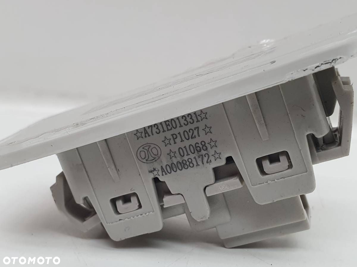 LAMPKA PODSUFITKI KABINY BAIC BEIJING 7 X75 2024 A00088172 - 4