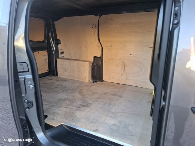 Peugeot Expert 1.5 BlueHDI L2H1 - 32