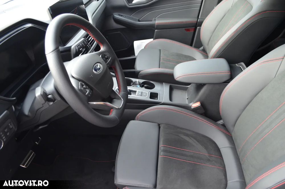 Ford Kuga - 8