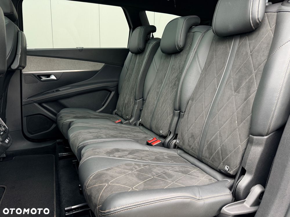Peugeot 5008 BlueHDi 180 EAT8 GT - 25