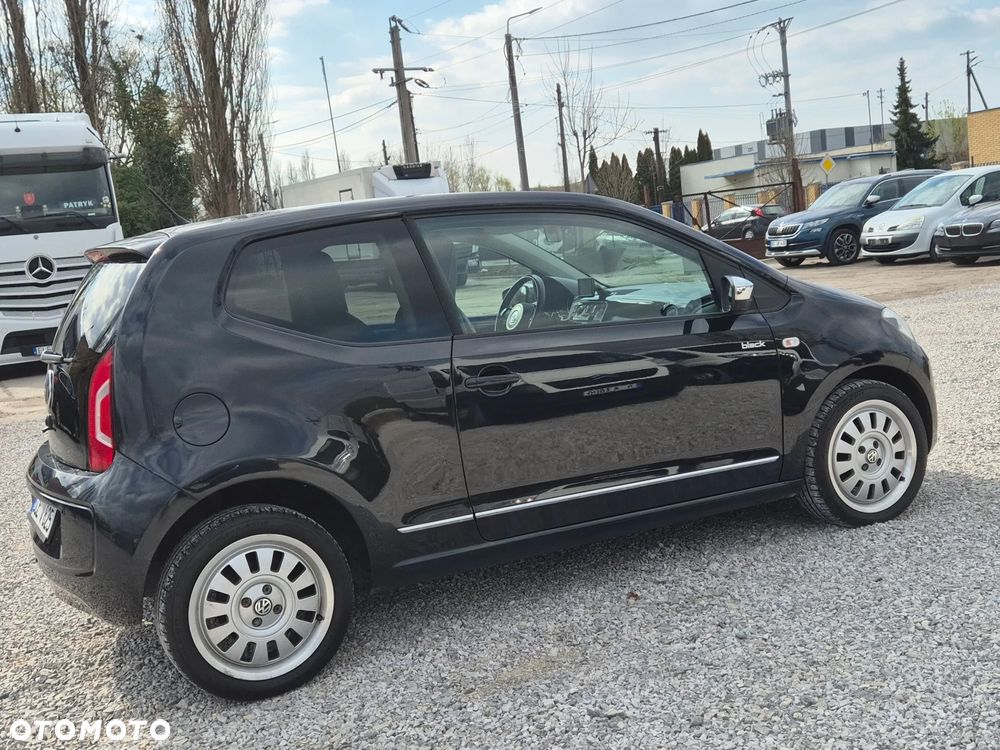 Volkswagen up! 1.0 street - 14