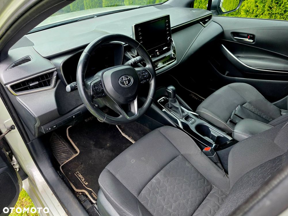 Toyota Corolla 1.8 Hybrid Comfort - 16