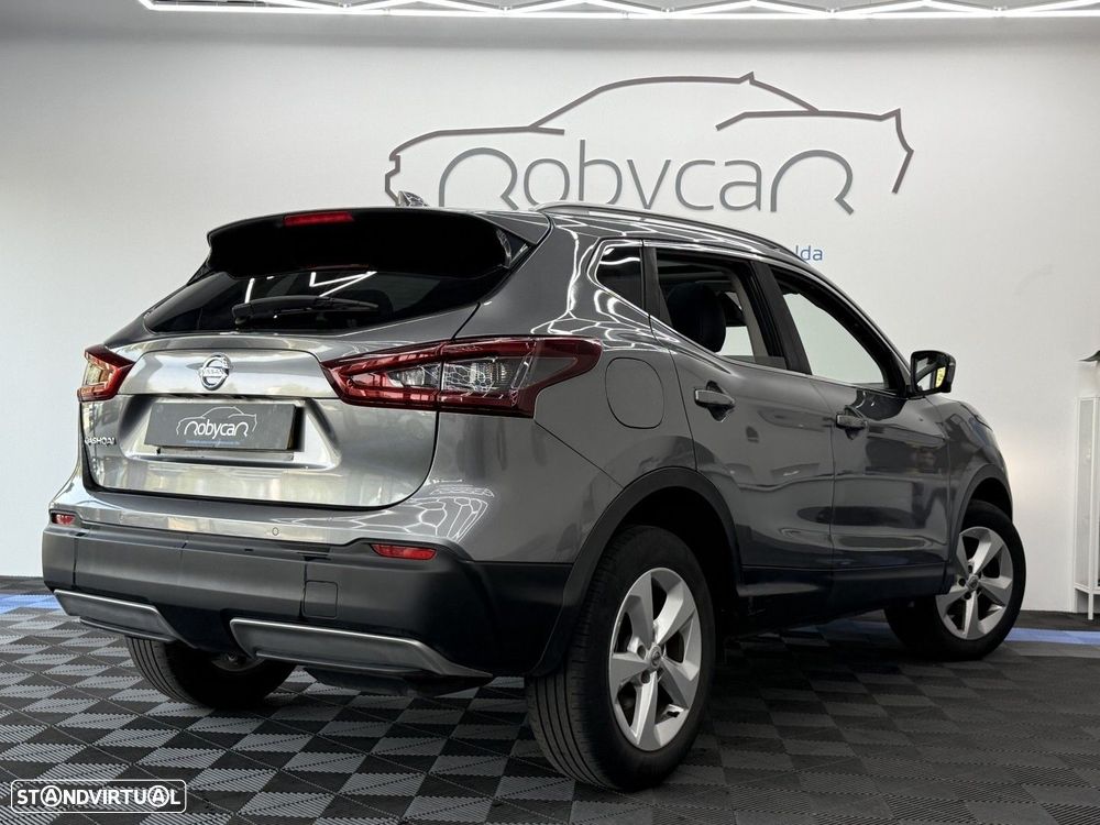Nissan Qashqai 1.5 dCi N-Connecta - 9