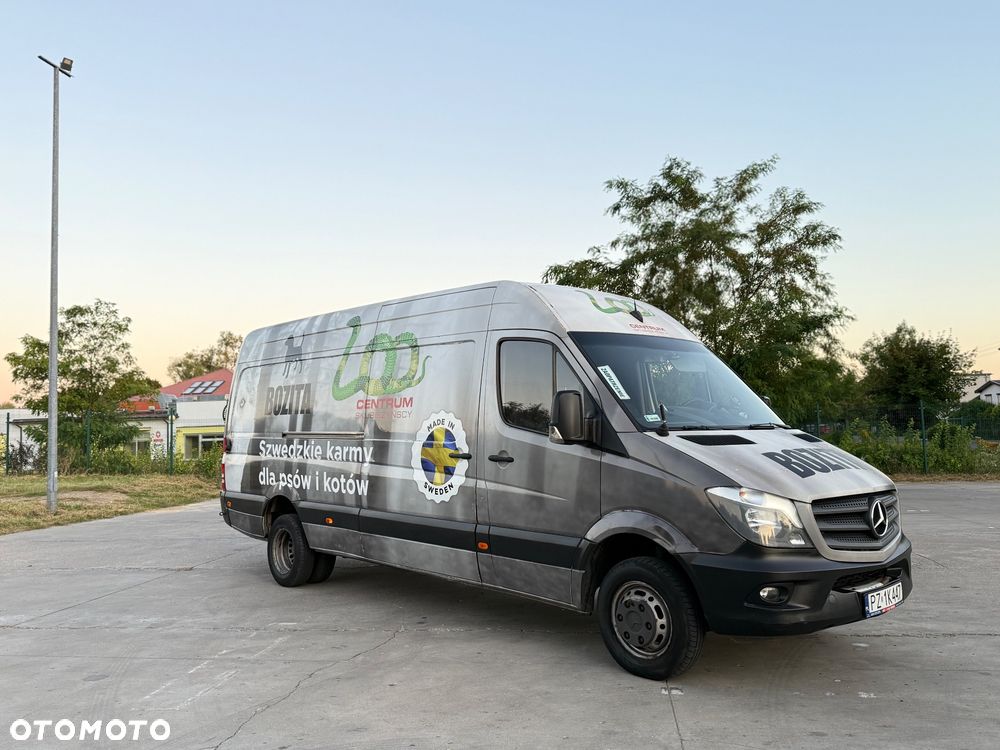 Mercedes-Benz Sprinter - 1