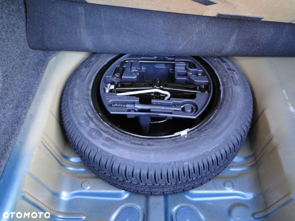 Citroën C-Elysée 1.2 PureTech Attraction - 17