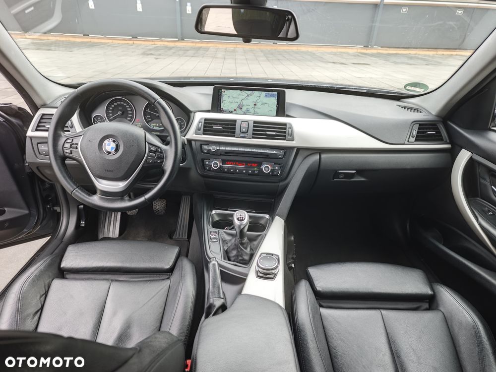 BMW Seria 3 320d Blue Performance Sport Line - 7
