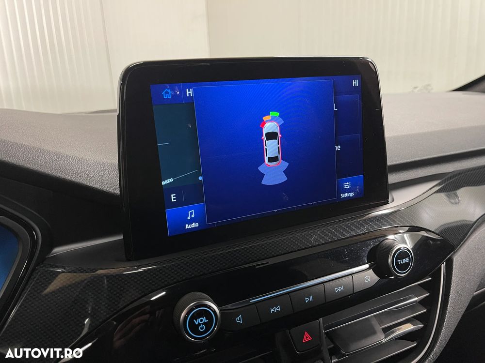 Ford Kuga 2.5 Duratec FHEV 4x4 ST-LINE X - 14