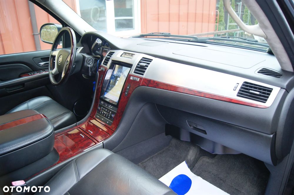 Cadillac Escalade 6.2 V8 Sport Luxury - 32