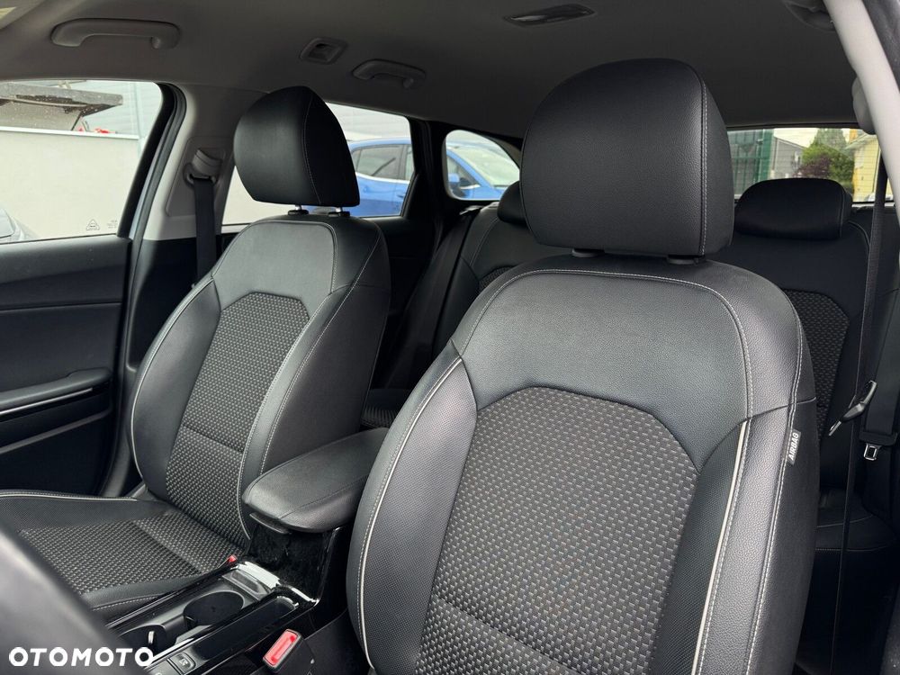 Kia Ceed 1.5 T-GDI Business Line - 11