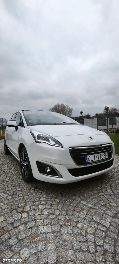 Peugeot 5008 HDI FAP 115 Family - 2