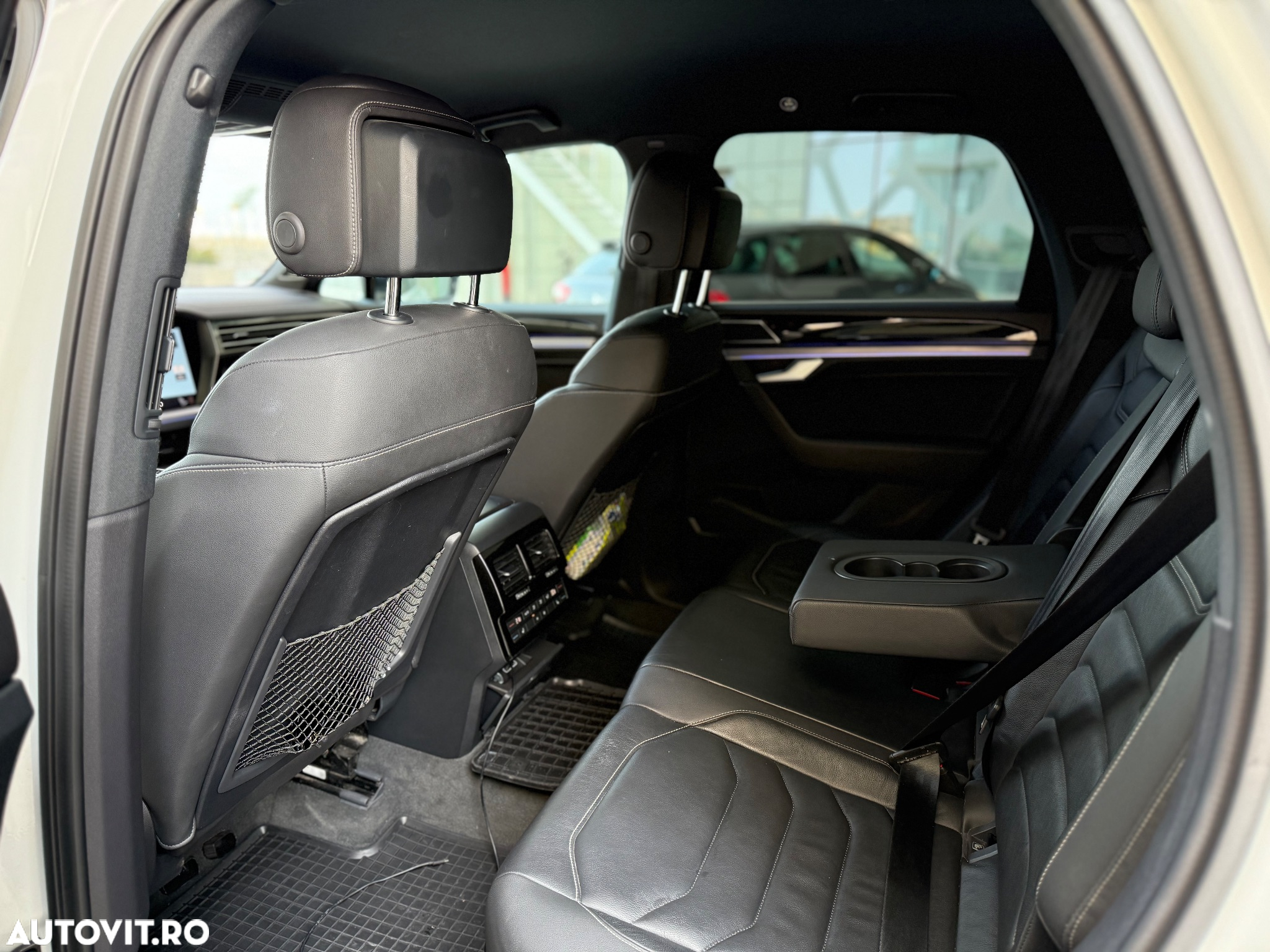 Volkswagen Touareg V6 TDI R-Style - 9