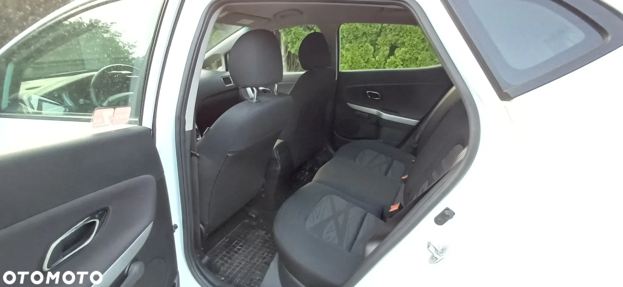 Kia Ceed - 15