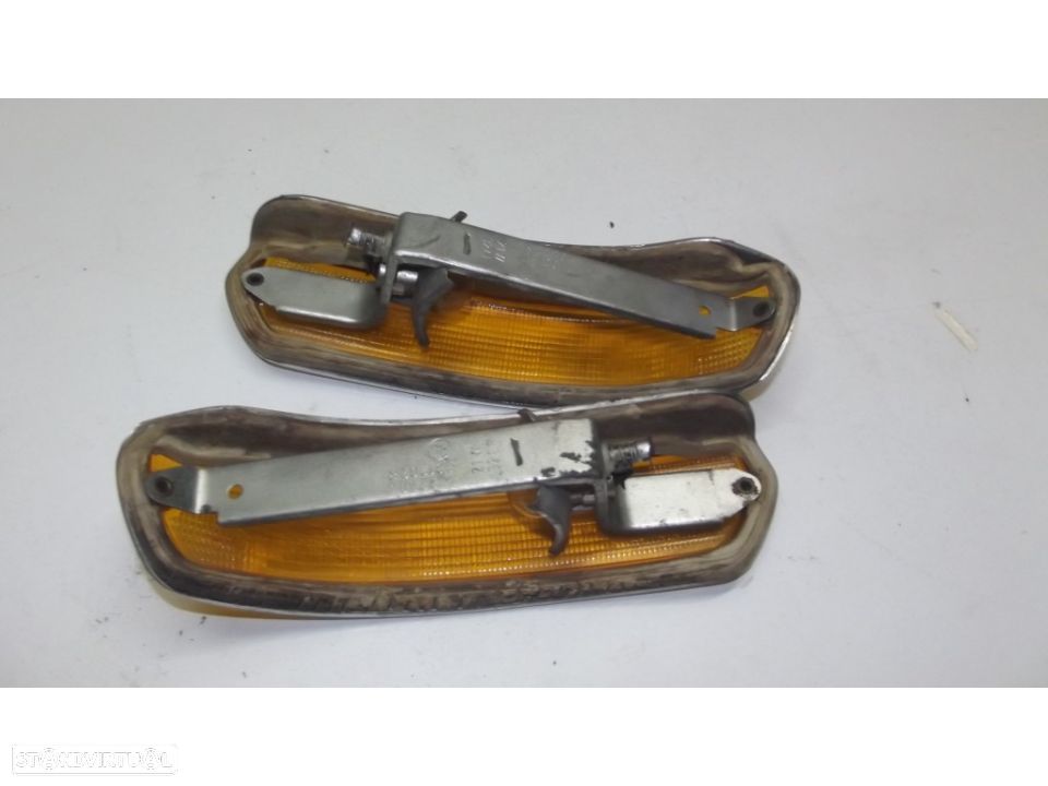 Bmw 1502/1602/2002 piscas da frente em bom estado c/borrachas - 4