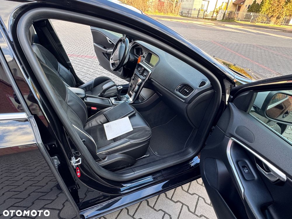 Volvo V40 D2 RDesign - 13