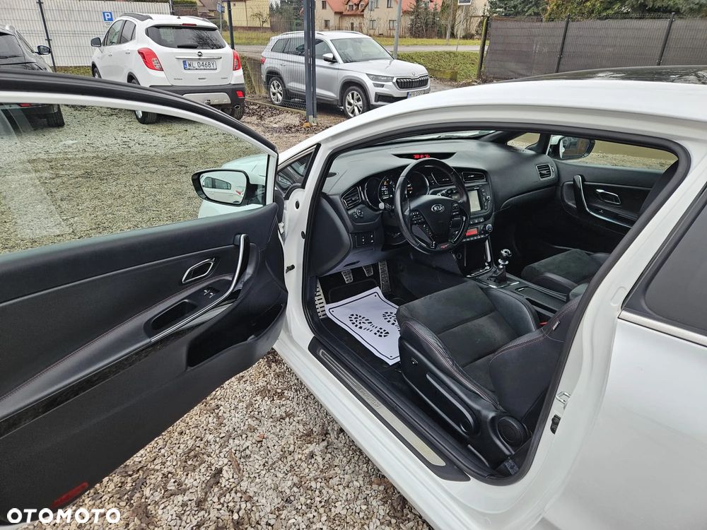 Kia ProCeed 1.6 T-GDI GT-Track - 13