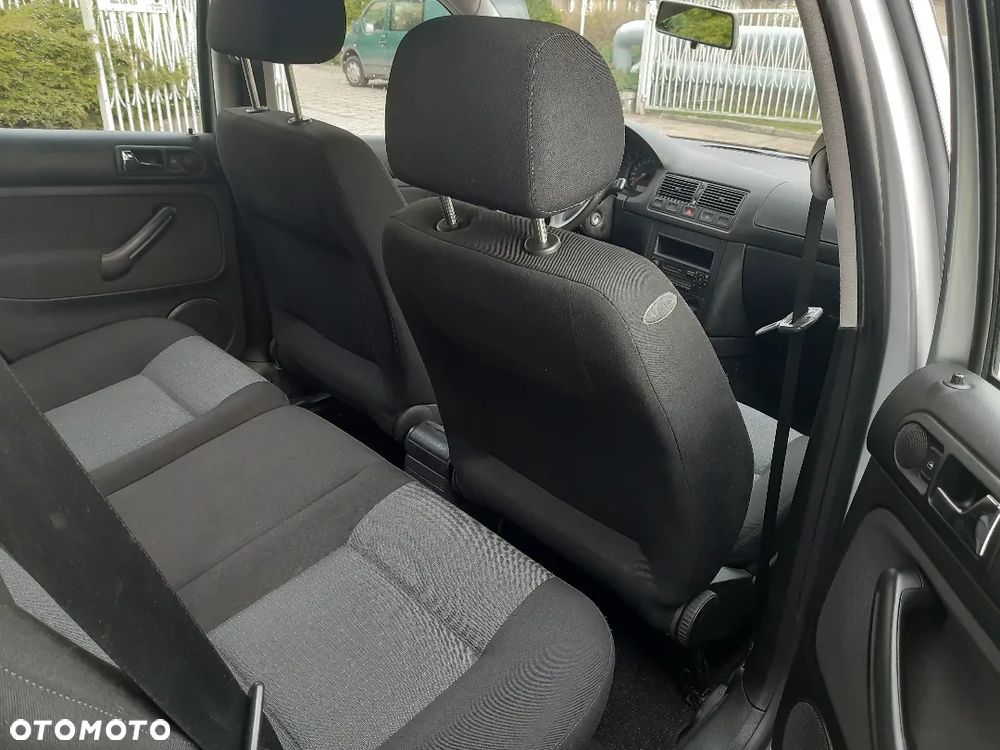 Volkswagen Golf Variant 1.6 Ocean - 11