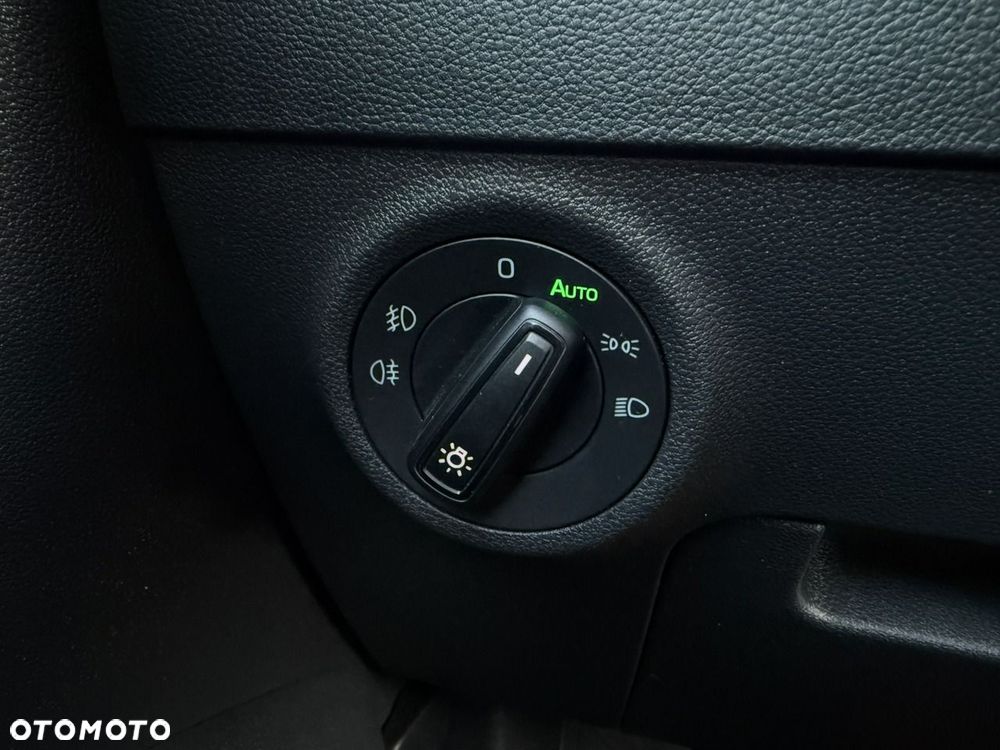 Skoda Karoq 2.0 TDI SCR 4x2 Style - 31