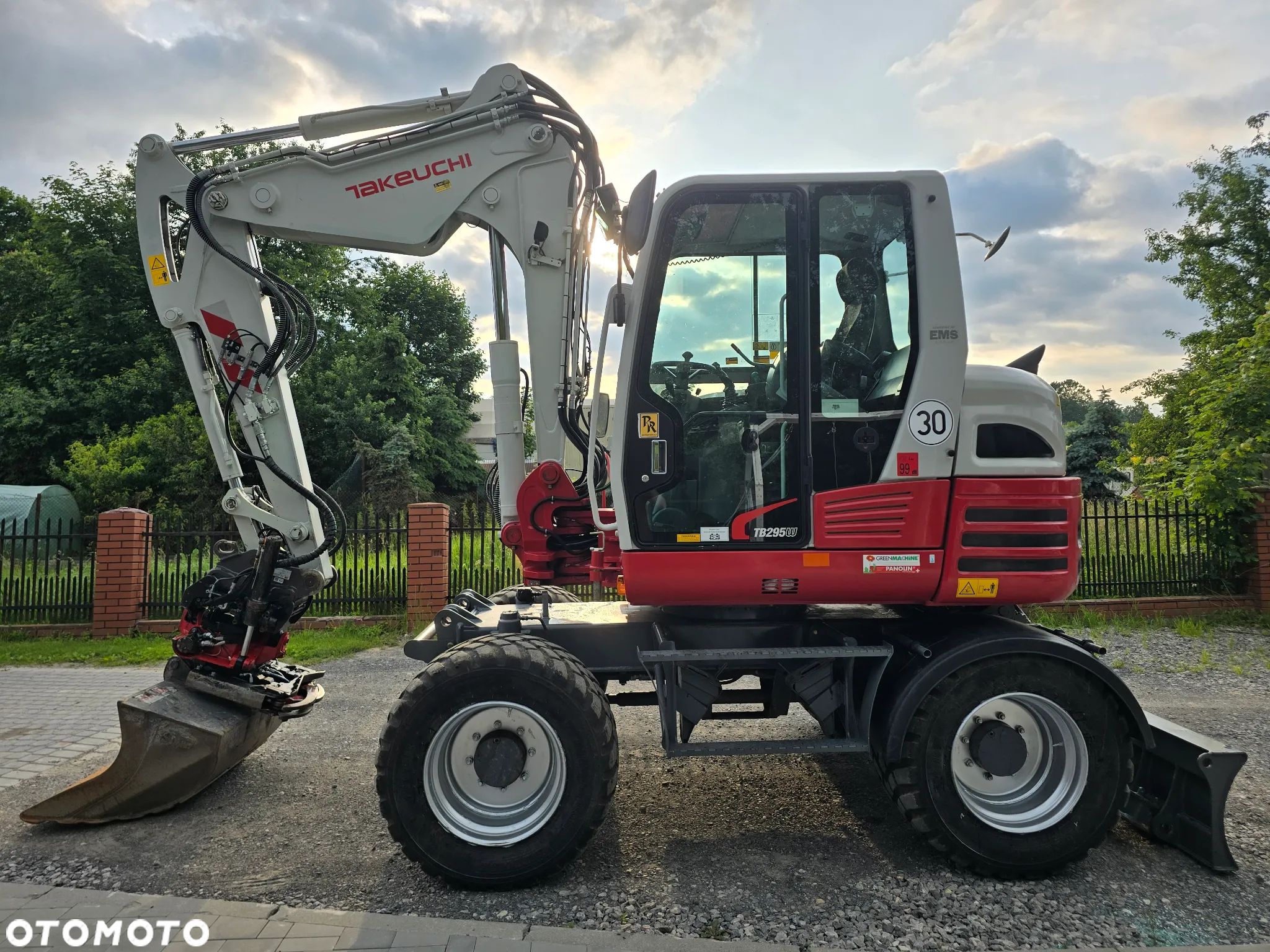 Takeuchi TB 295W Roto - 1