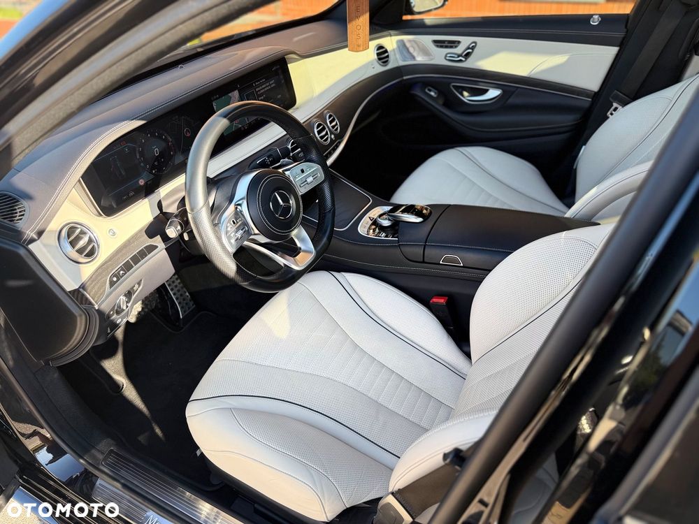 Mercedes-Benz Klasa S 560 4-Matic L 9G-TRONIC - 17