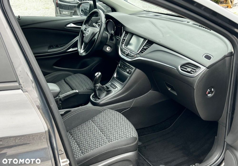 Opel Astra - 11