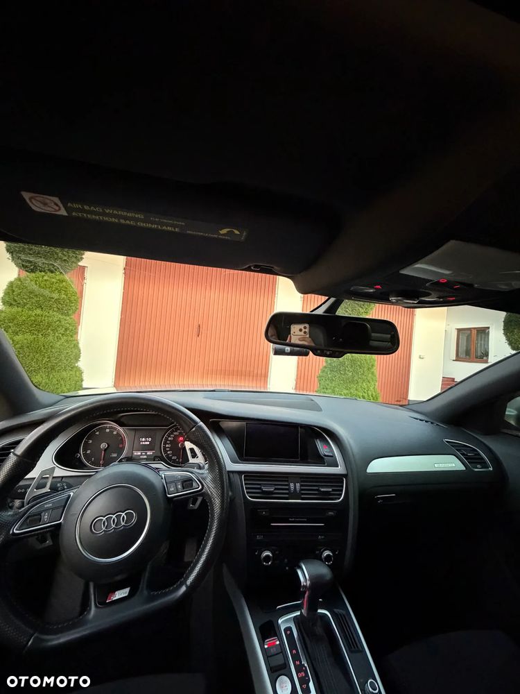 Audi A4 Limousine - 16