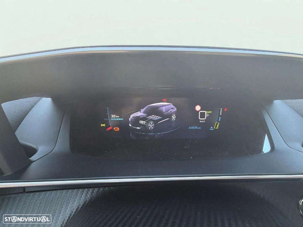 Peugeot e-2008 - 9