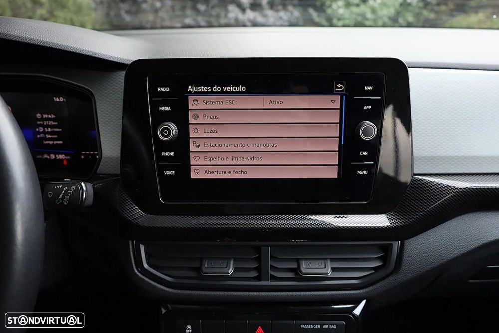 VW T-Cross 1.0 TSI Urban - 25