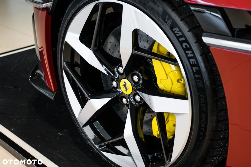 Ferrari 12Cilindri - 16